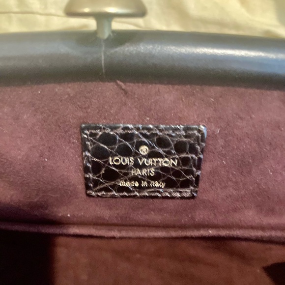 ***RARE***Louis Vuitton Alligator-Trimmed Vienna Sac Fermoir MM Handle Bag - Picture 15 of 16